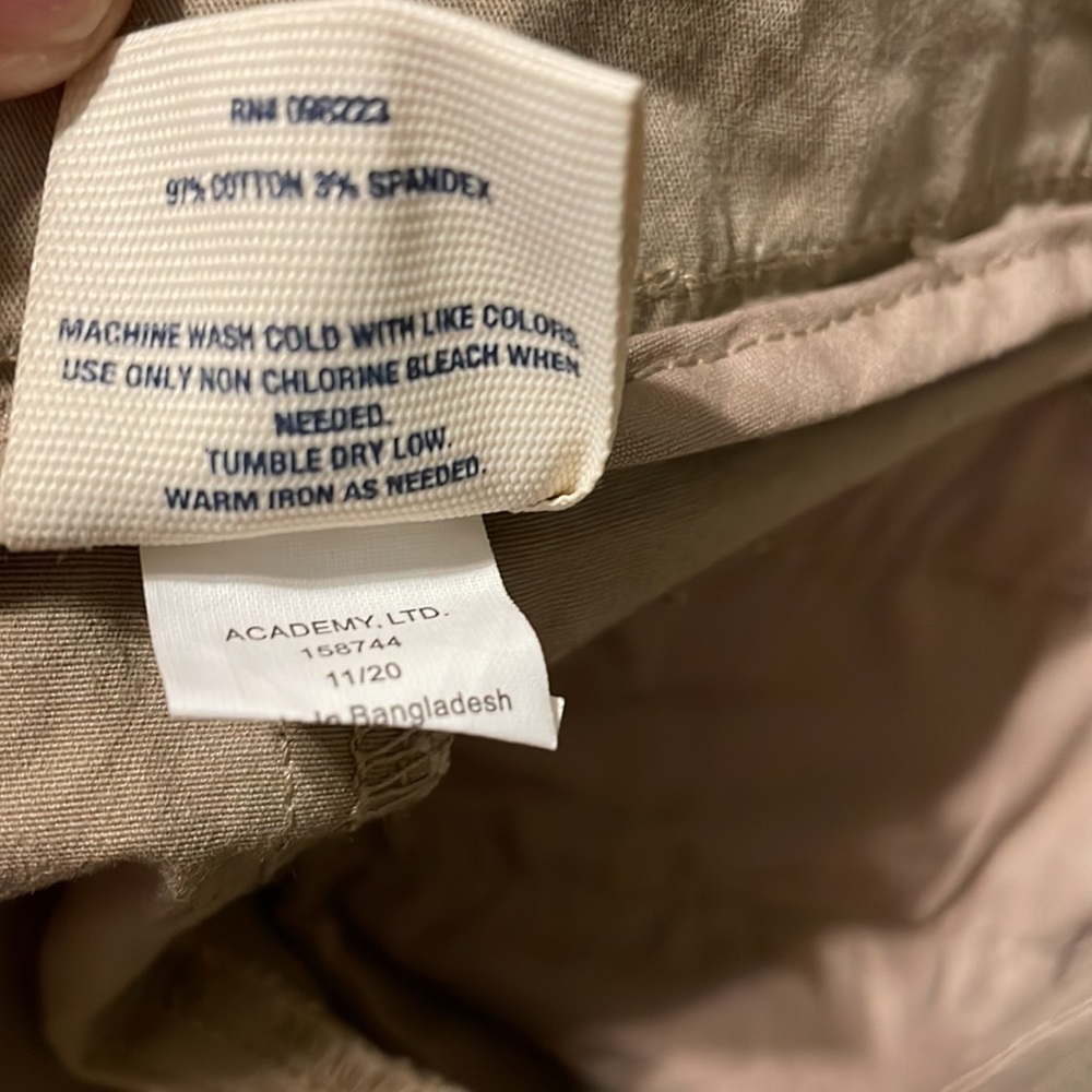 Magellan Shorts Tan Cotton and Spandex - Picture 5 of 5